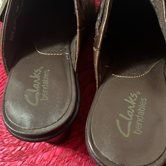 Clarks Womens Mirabelle Brown Leather Heeled Mules Comfort Shoes size 7.5W Wide - Picture 2 of 8